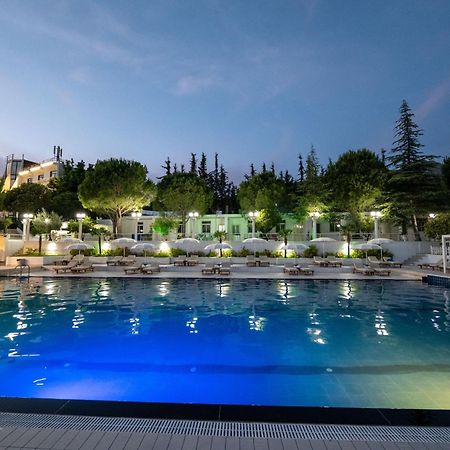 Edva Resort Radhimë Esterno foto